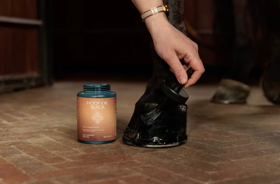 Grooming Deluxe Hoof Oil Shine Black