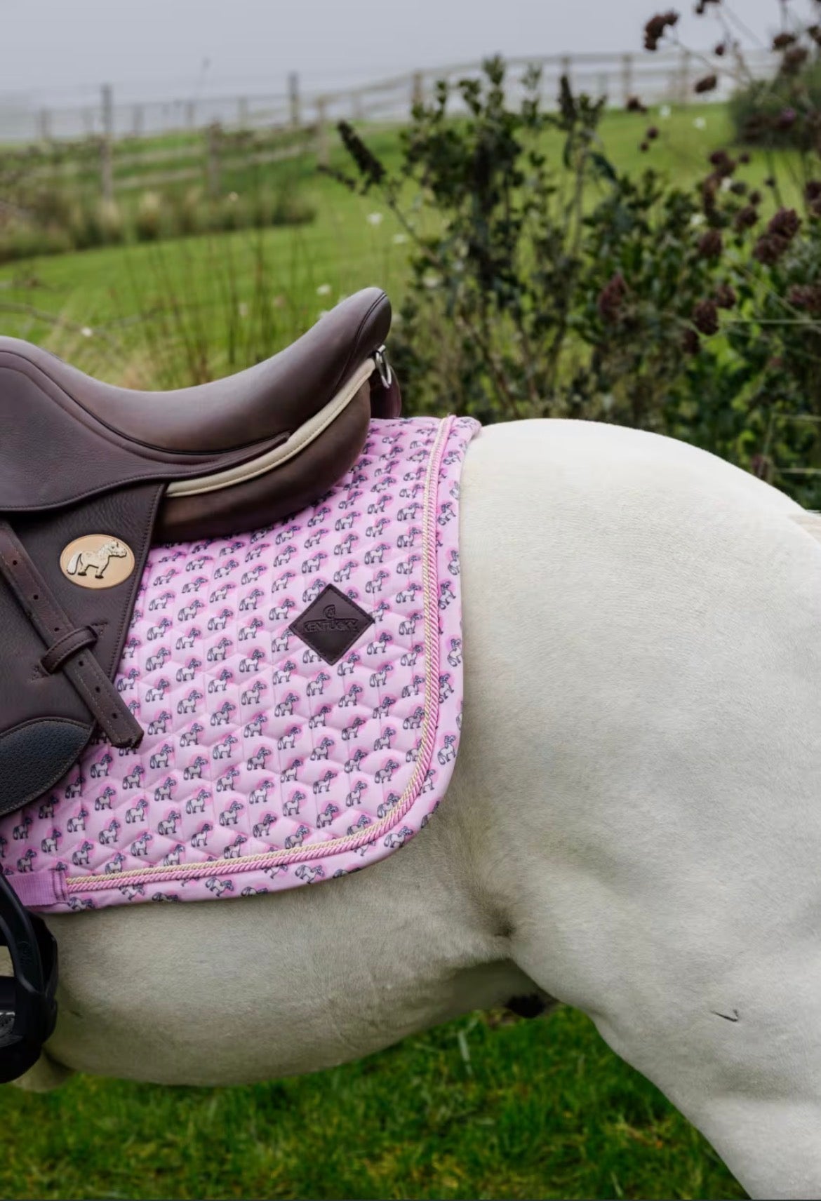Kentucky Saddle Pad Sammy Sprang Nå fra: 749,25,-