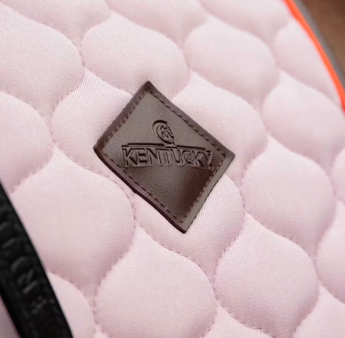 Kentucky Saddle Pad Onion Quilt Neon Leather Dressur Lavendel Full