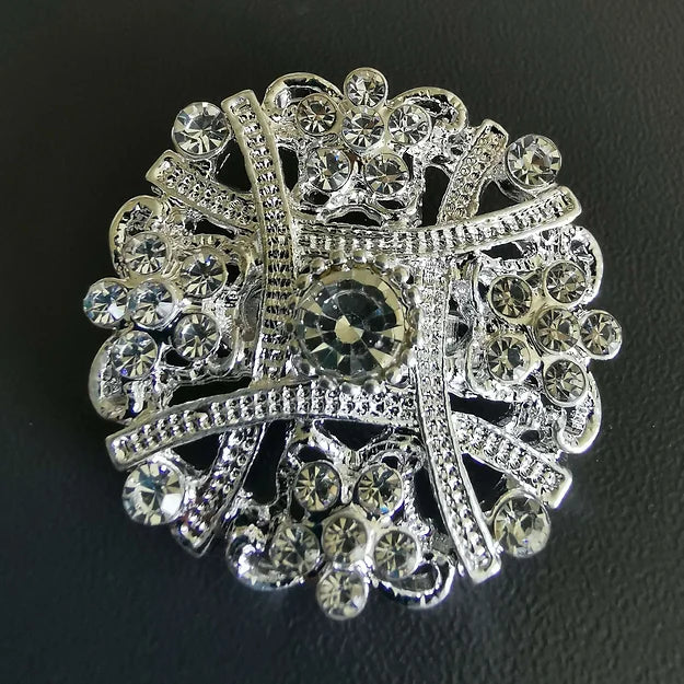 Brosje med linjer (liten)