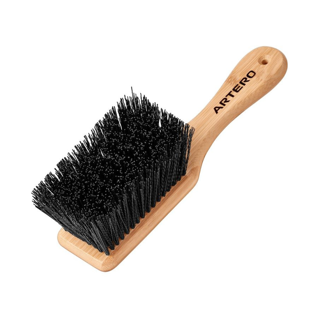 Artero Brush Square Horse Nature Collection