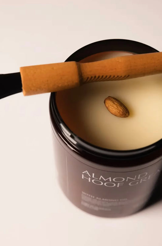 Grooming Deluxe Almond Hoof Grease 900ML